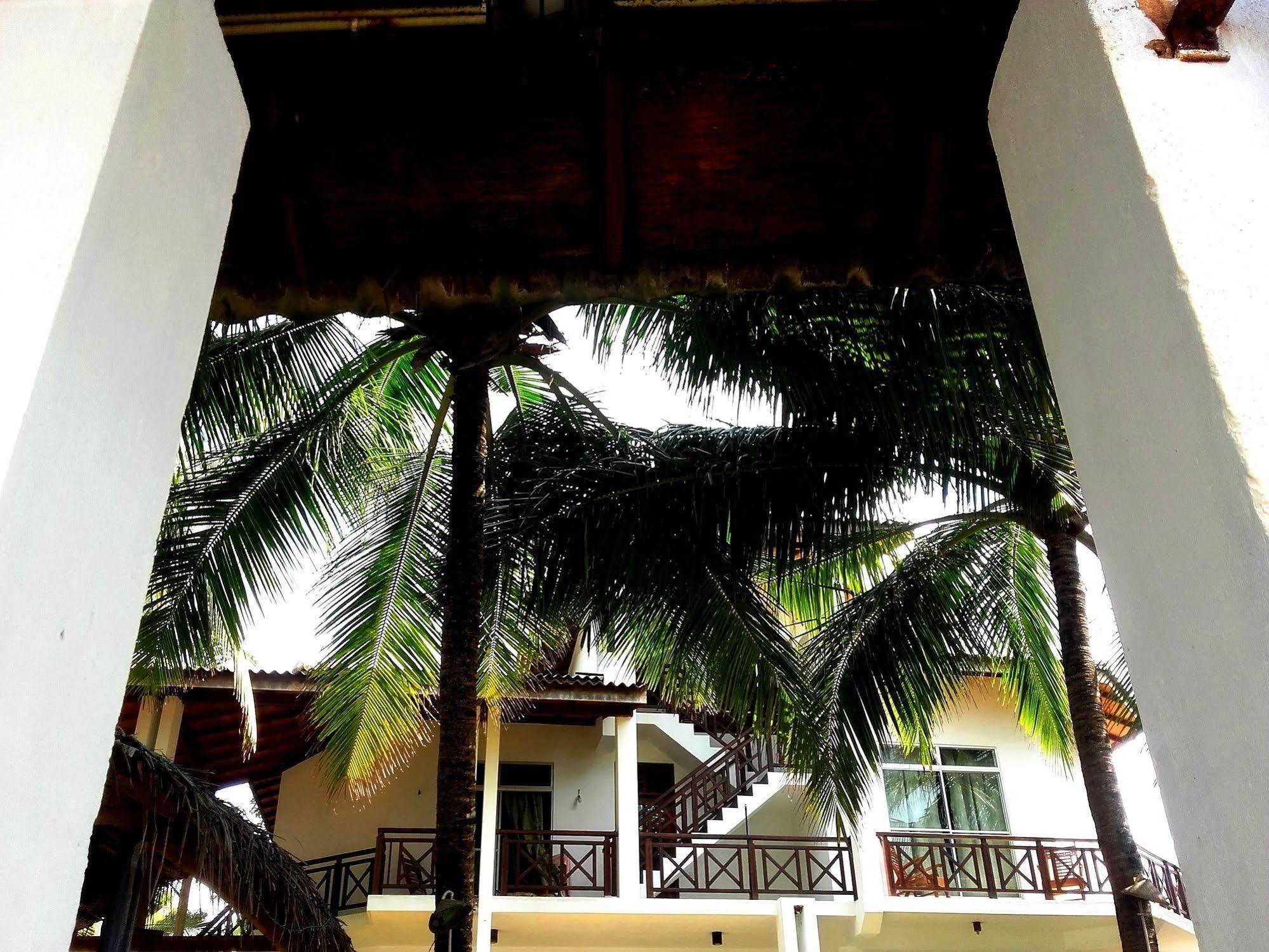 Kevin Hotel Dikwella Exterior foto